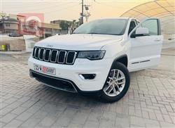 جیپ گراند شیرۆکی